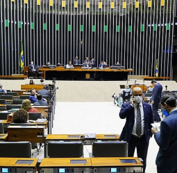 Orçamento anual intensifica tensões políticas